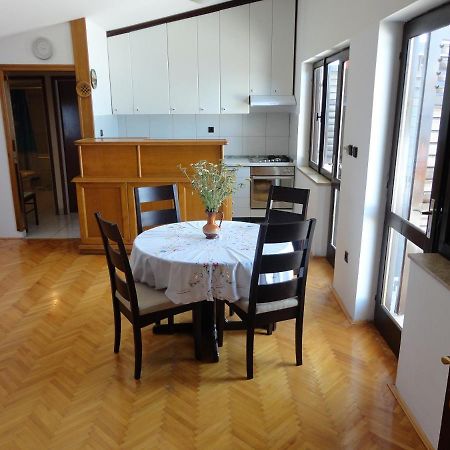Apartman Lucijan Marusici  Esterno foto