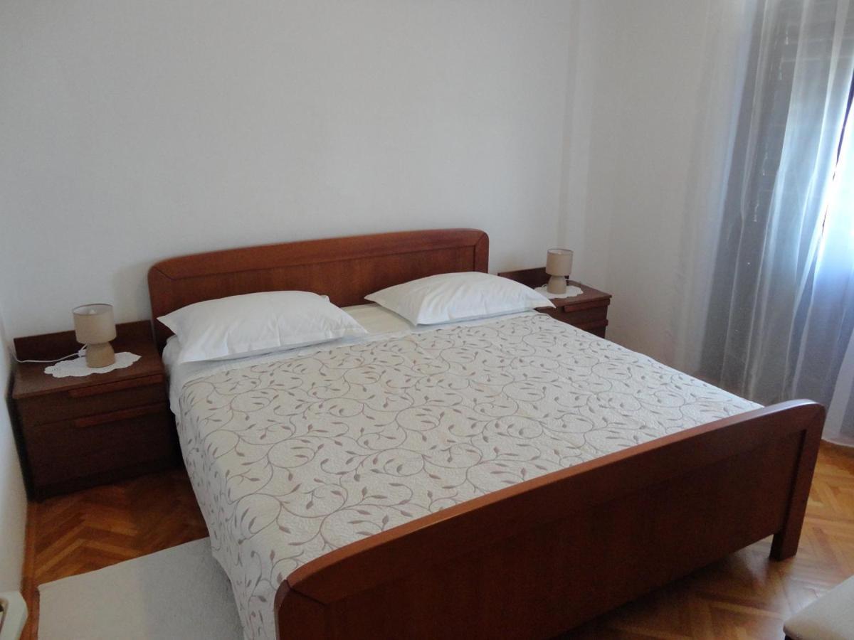 Apartman Lucijan Marusici  Esterno foto